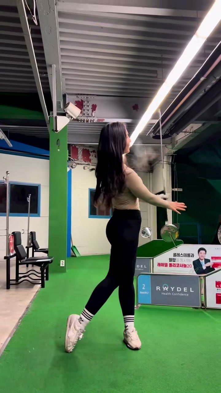 공이 좀 큰데요!? :)