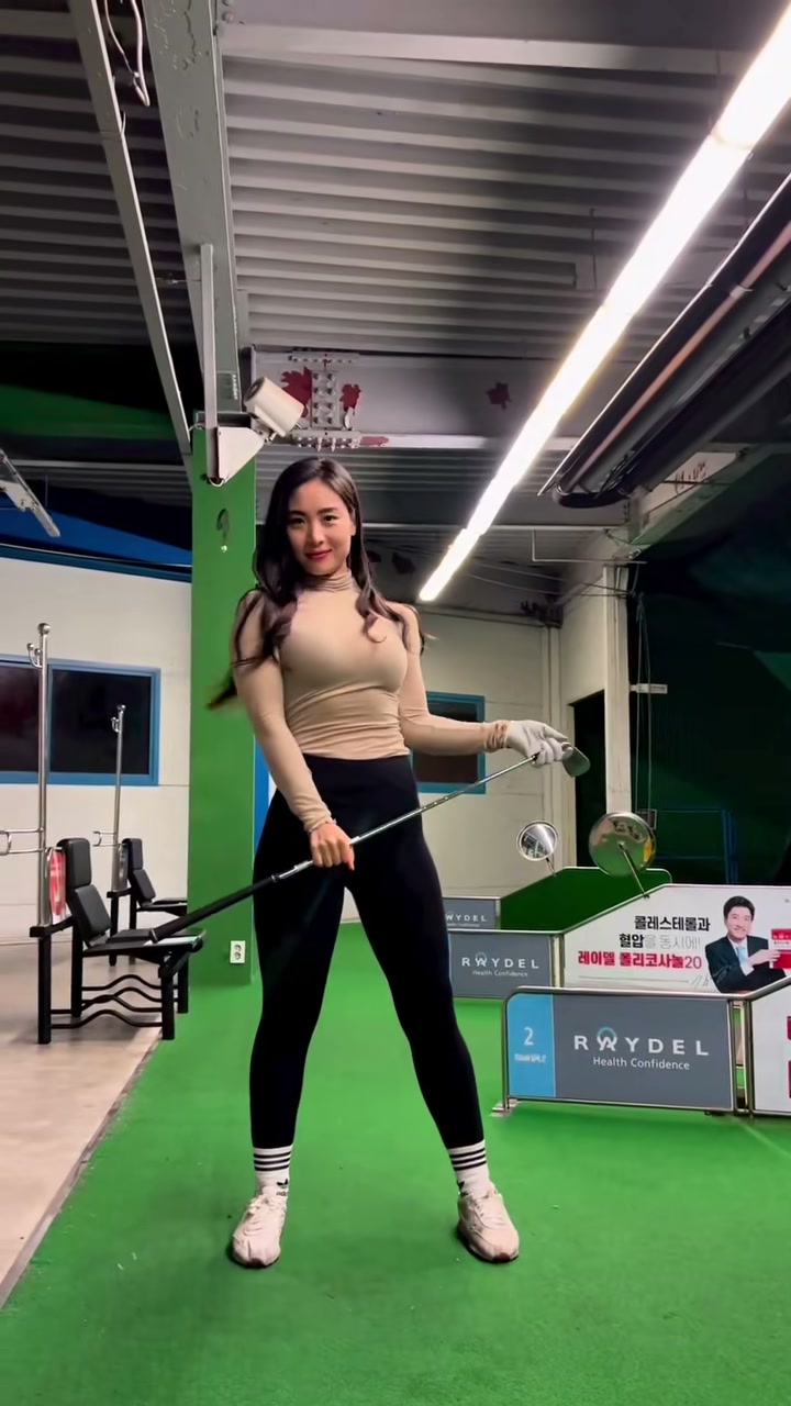 공이 좀 큰데요!? :)