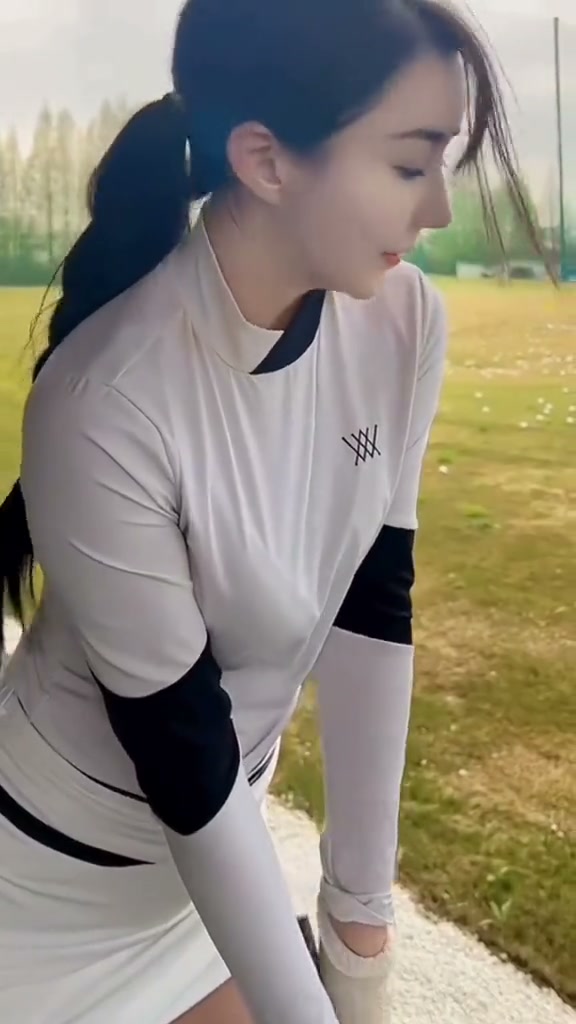 음 언니 미모가..