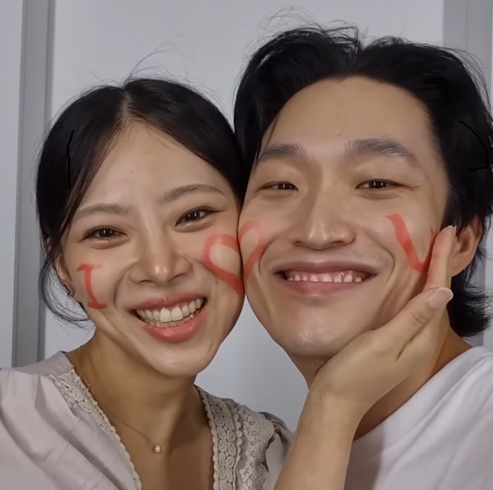 김슬기♥유현철, 혼인신고 2년 만의 웨딩화보... 10월 결혼식으로 완성되는 이야기